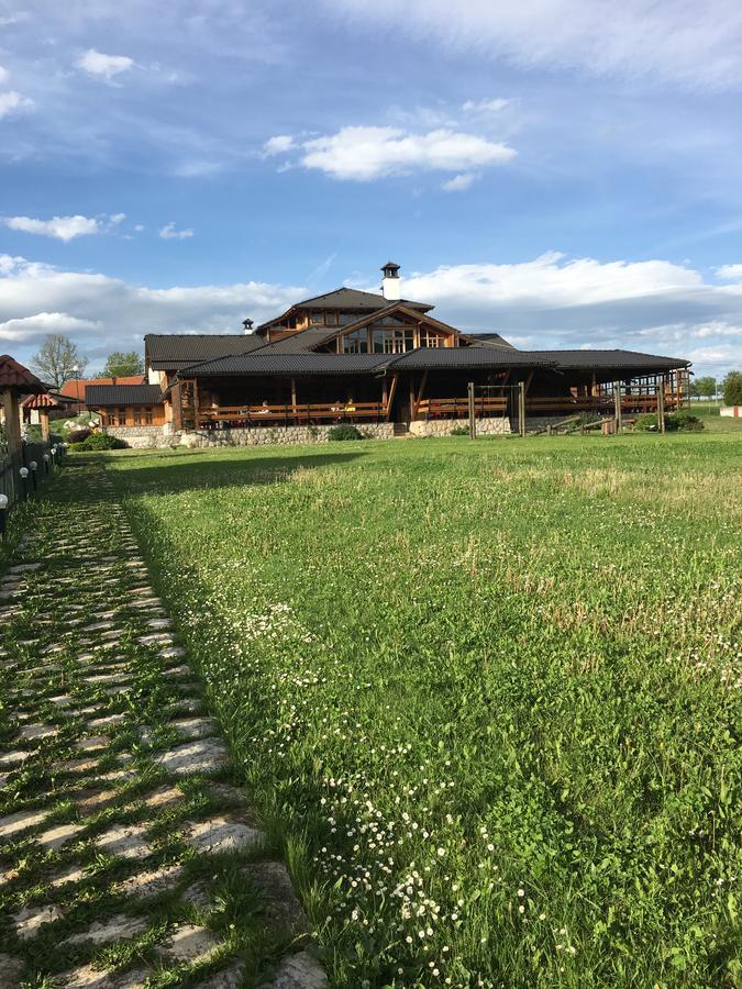 Nacionalna Kuca Bajo Mackat Villa Dış mekan fotoğraf