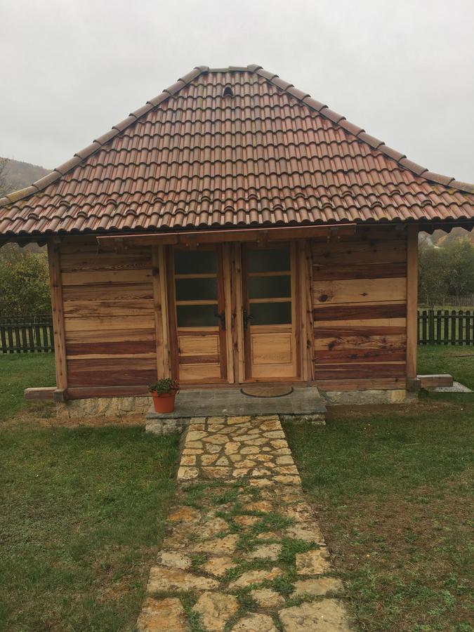 Nacionalna Kuca Bajo Mackat Villa Dış mekan fotoğraf