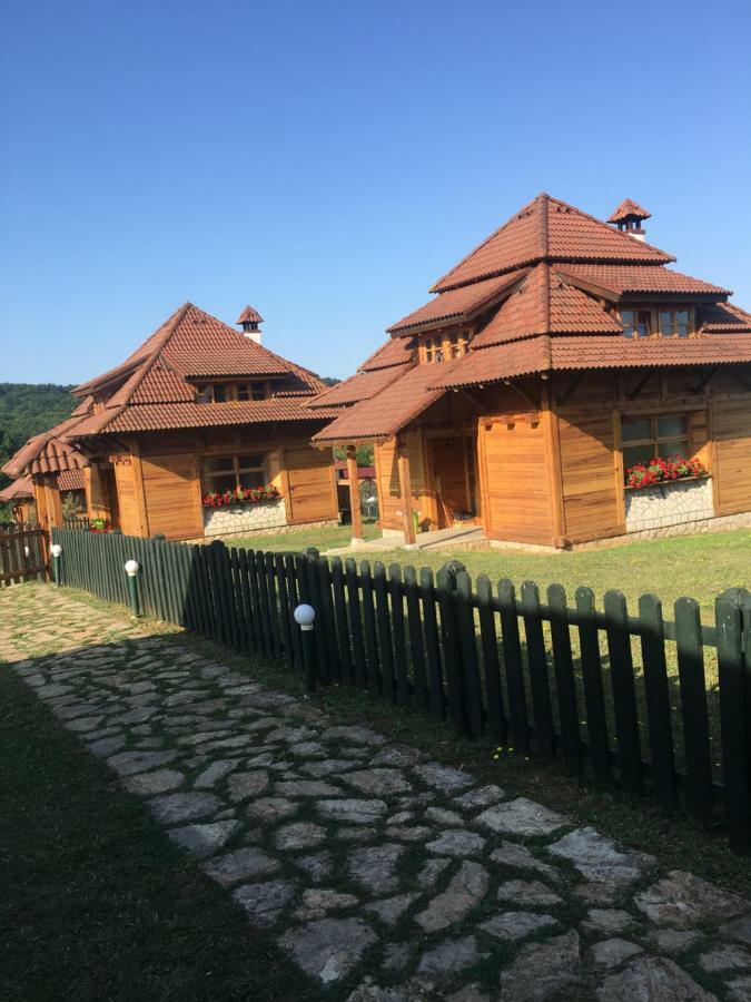 Nacionalna Kuca Bajo Mackat Villa Dış mekan fotoğraf